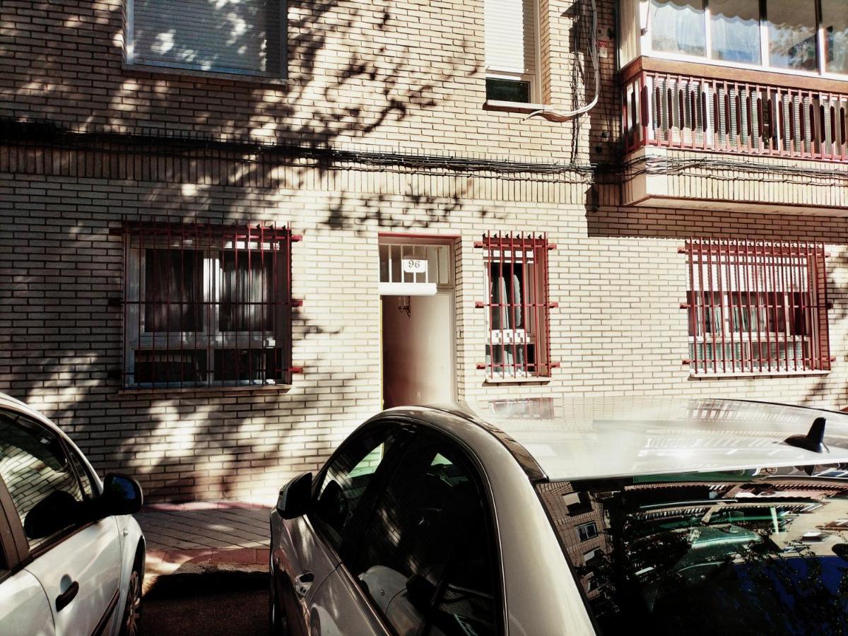 Acogedoras Habitaciones En Madrid Exterior photo