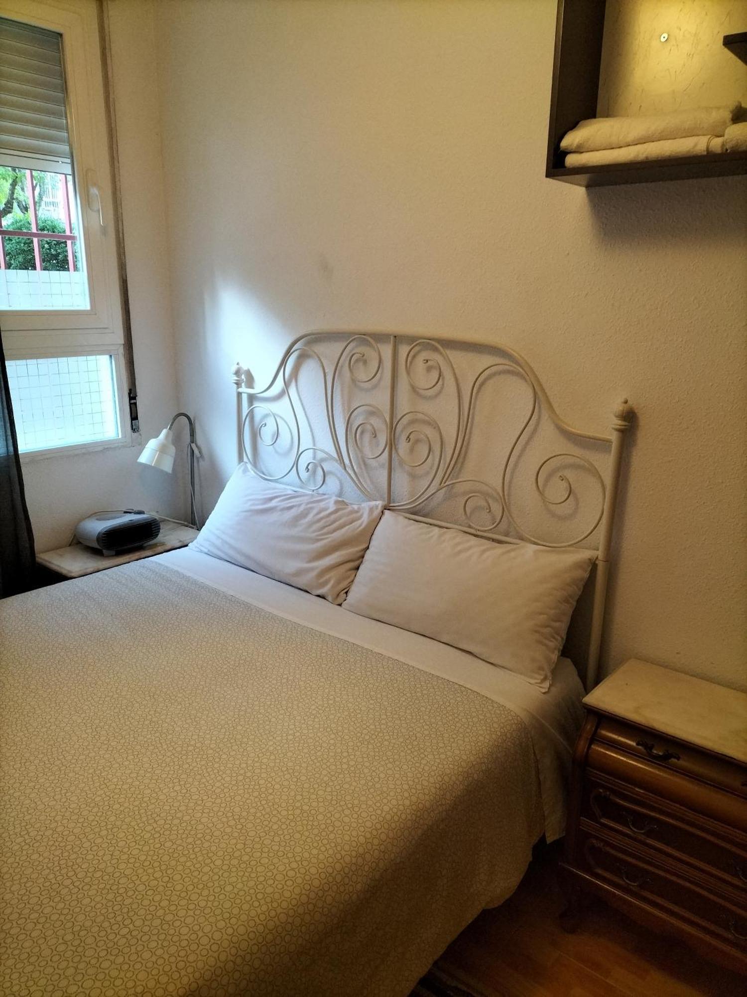 Acogedoras Habitaciones En Madrid Room photo